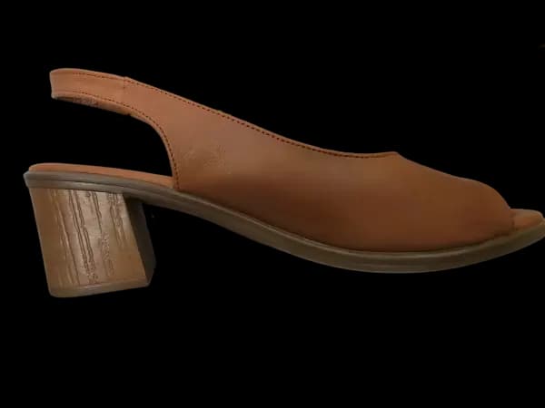 Sandale damă coniac din piele naturală, calapod comod - imagine de prezentare
